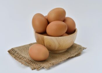 How to Replace Eggs in Baking: Best Binding Ingredients for Baked Goods