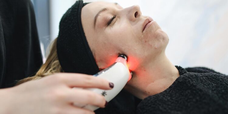 The Science Behind Microcurrent Technology: A Skincare Game-Changer