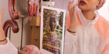 4 Easy DIY Lip Scrubs To Try Today