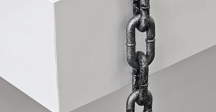 UK Vows to Clear Modern Slavery Case Backlog Within Two Years