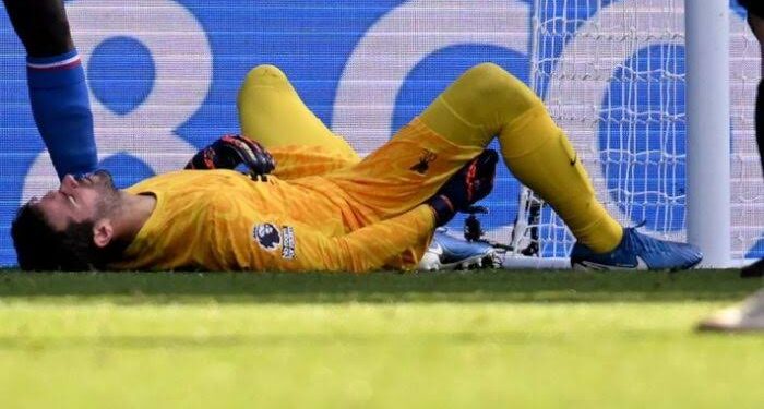 Alisson Becker to Miss Six Weeks of Action with Hamstring Injury
