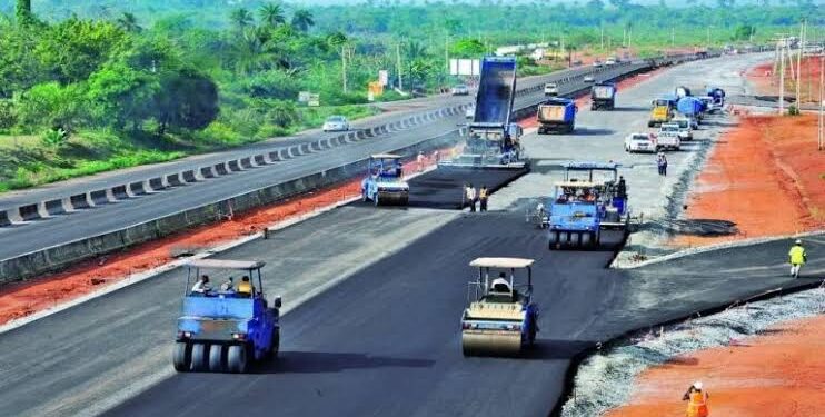 Umahi Issues Julius Berger 7-Day Ultimatum Over N740bn Abuja-Kano Road Project