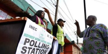 Rivers LG polls: Protesters Swarm RSIEC, Insist October 5 Election Must Hold