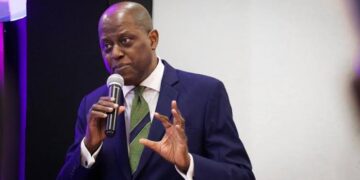 CBN Governor’s ‘Genius’ Plan to Solve Nigeria’s Economic Crisis