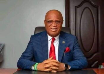 Akwa Ibom Governor Raises Minimum Wage to N80,000 for Public Workers