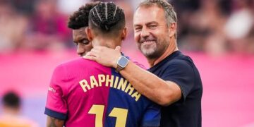 Raphinha Hat-Trick Powers Barcelona to Stunning 4-1 Victory Over Bayern Munich