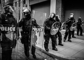 London Police Prepare for Major Rival Protests Amid Rising Tensions