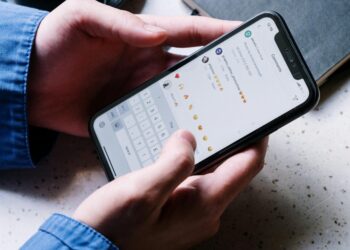 Facebook and Instagram Crackdown on Celebrity Scam Ad