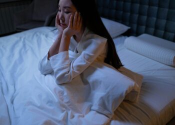 Insomnia: Symptoms, Consequences, and Causes