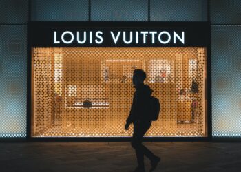 LVMH Investors Concerned Over Weak China Demand for Luxury Goods