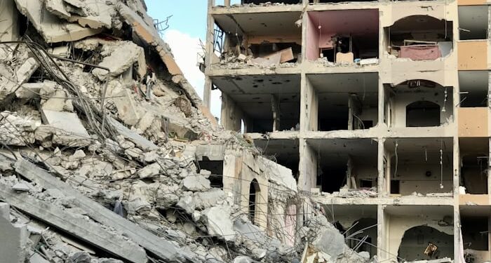 Israeli Airstrike Hits Lebanon’s Tyre, Leaving 5 Dead and 10 Injured