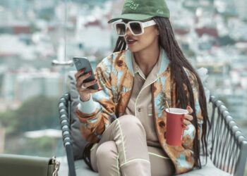 What Top Fashion Influencers Are Wearing Now