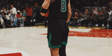 Curry Outshines Tatum as Warriors Take Road Win Over Celtics