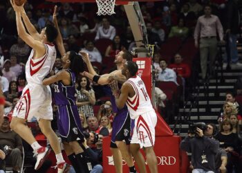 Thunder Remain Unbeaten, Celtics and Suns Claim Wins on a Busy NBA Saturday