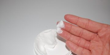 European Chemicals Agency (ECHA) Detects Harmful Chemicals in Cosmetic Products