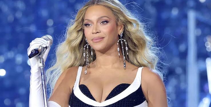 Beyoncé to Headline 2024 NFL Christmas Game Halftime Show