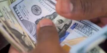 Dollar, Euro and Pounds To Naira Exchange Rate For Today, November 30 2024