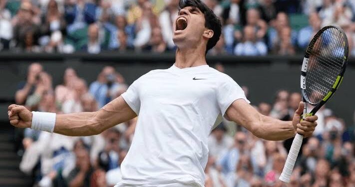 Alcaraz Keeps ATP Finals Hopes Alive with Straight-Sets Win Over Rublev