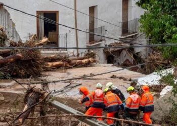 Spain’s Deadliest Floods: Royals Face Fury and Mud in Valencia