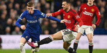 Chelsea Battle Back to Deny United Victory at Old Trafford