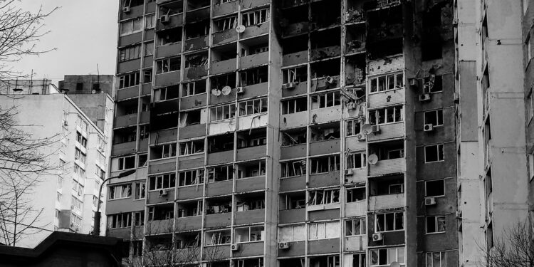 Ukraine and Russia Exchange Overnight Drone Strikes: Civilian Areas Targeted