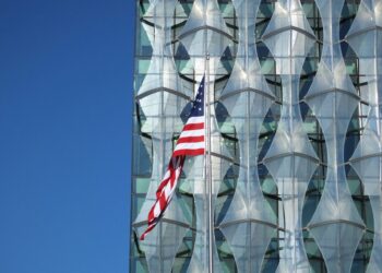 London-Based US Embassy Reopens After Hoax Device Scare