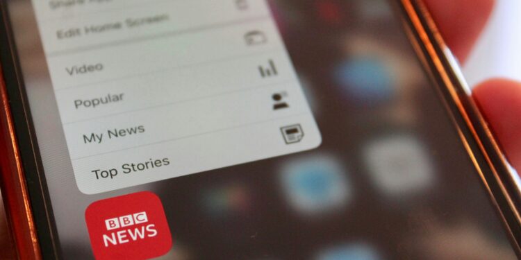 Zoe Ball Quits BBC Radio 2 Breakfast Show