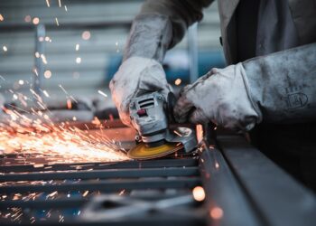 UK Economy Faces Major Hit from Trump’s Tariff Plans If He Wins —Think Tank Warns