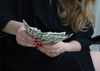 Trump Threatens 100% Tariffs on BRICS Countries Seeking to Ditch US Dollar