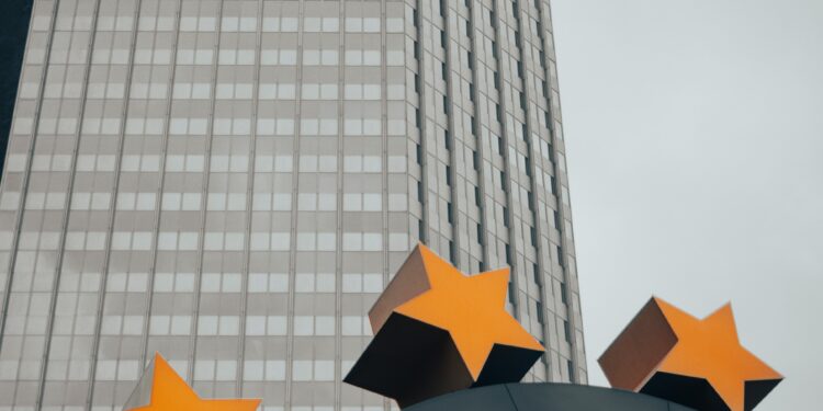 ECB Reduces Interest Rates to 3%, Signals Weaker Eurozone Growth