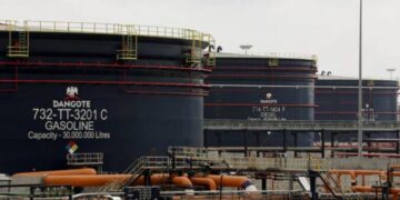 Dangote Refinery Begins PMS Exports to Cameroon