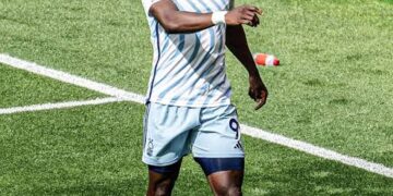 Nottingham Forest make history with a win at Old Trafford, defeating Manchester United 3-2