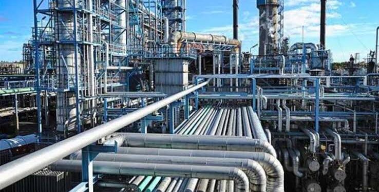 PH Refinery Operations Scaled Down to Address Technical Issues