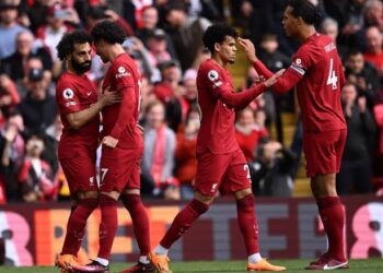 Late Jota Strike Saves 10-Man Liverpool in Thrilling Fulham Encounter