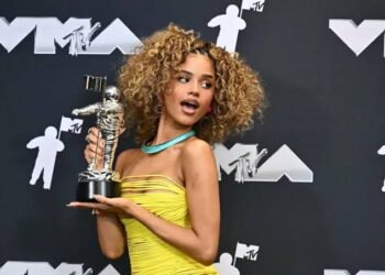 Tyla Upstages Nigerian Artists To Win Big At 2024 BBMAs