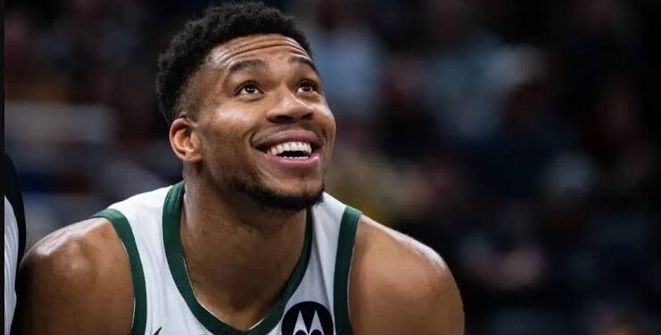 Antetokounmpo Leads Bucks, Gilgeous-Alexander Shines as NBA Cup Final Set