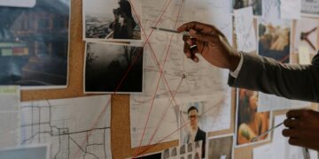 United Healthcare New Images of Suspect Revealed in CEO Killing