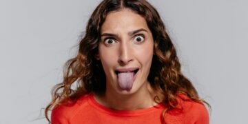 5 Ways To Treat a Black Hairy Tongue