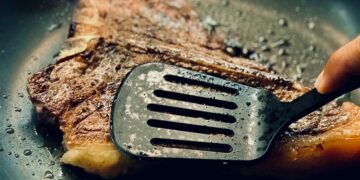 6 Ways To Prevent Food Items From Browning 