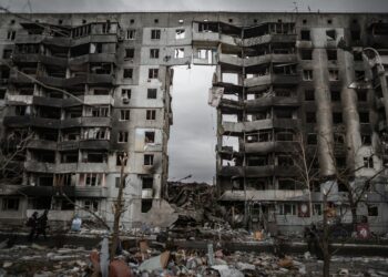 Israeli Strikes Escalate Gaza Conflict: Over 28 Palestinians Killed, Including Journalist and Rescuers