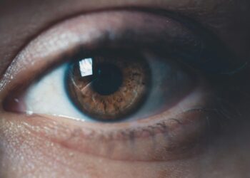 Macular Degeneration: Process, Definition, Symptoms, and Causes 