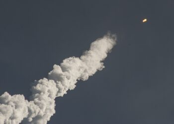 Israel’s Air Defenses Falter as Yemen Missile Strikes Tel Aviv