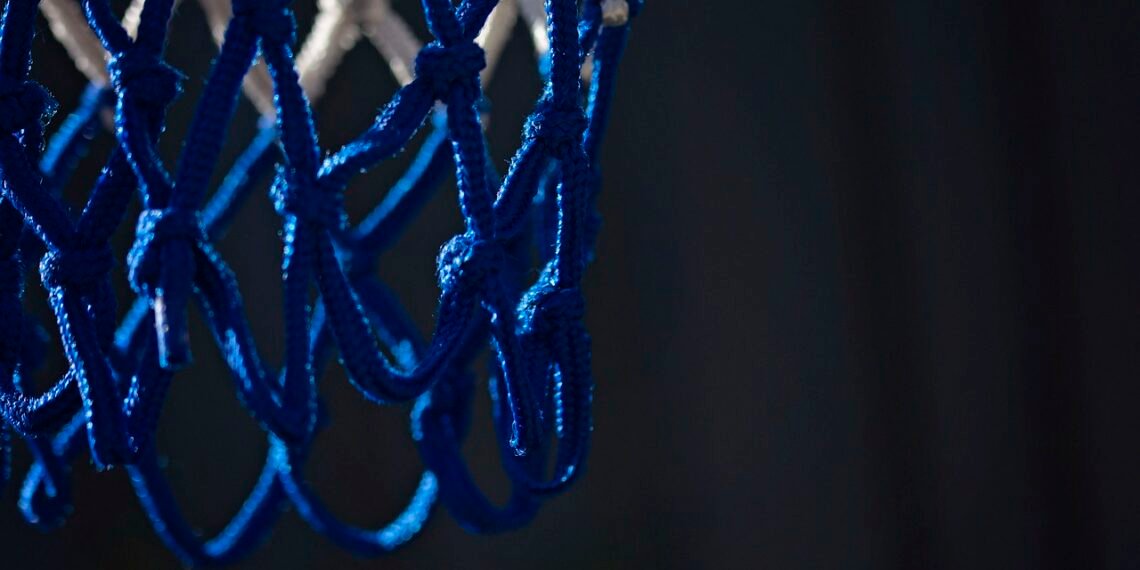 Gilgeous-Alexander Shows Out, Thunder Win 14 Straight