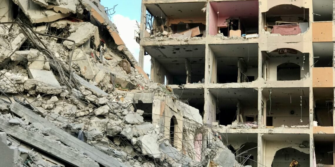 War and Diplomacy: Renewed Push for Ceasefire as Gaza Toll Rises