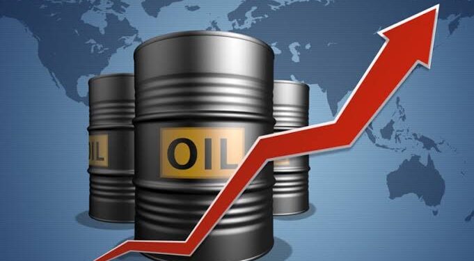 Global Oil Prices Edge Higher to $74.80/Barrel on First Trading Day of 2025