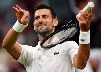 Djokovic Blows Away Monfils into Brisbane Quarter-Finals