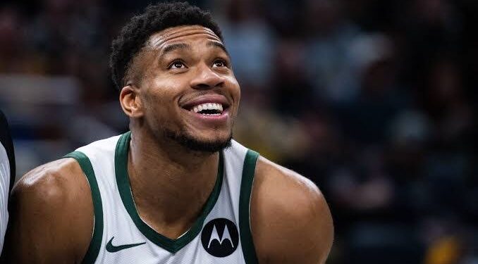 Giannis and Jokic Top Early Returns for N.B.A. All-Star Fan Voting