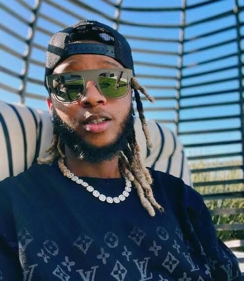 Yung6ix Survives Robbery Attempt In Los Angeles