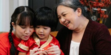 China’s Population Decline Continues for Third Consecutive Year Amid Aging Demographics