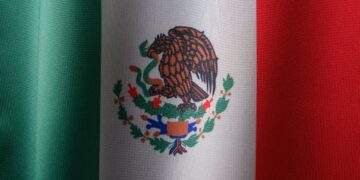 Mexico Rejects US Military aircraft Deporting Migrants